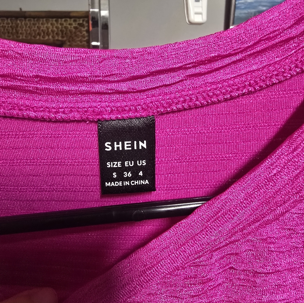 SHEIN Fuchsia Textured Blouse - Picture 2 of 3